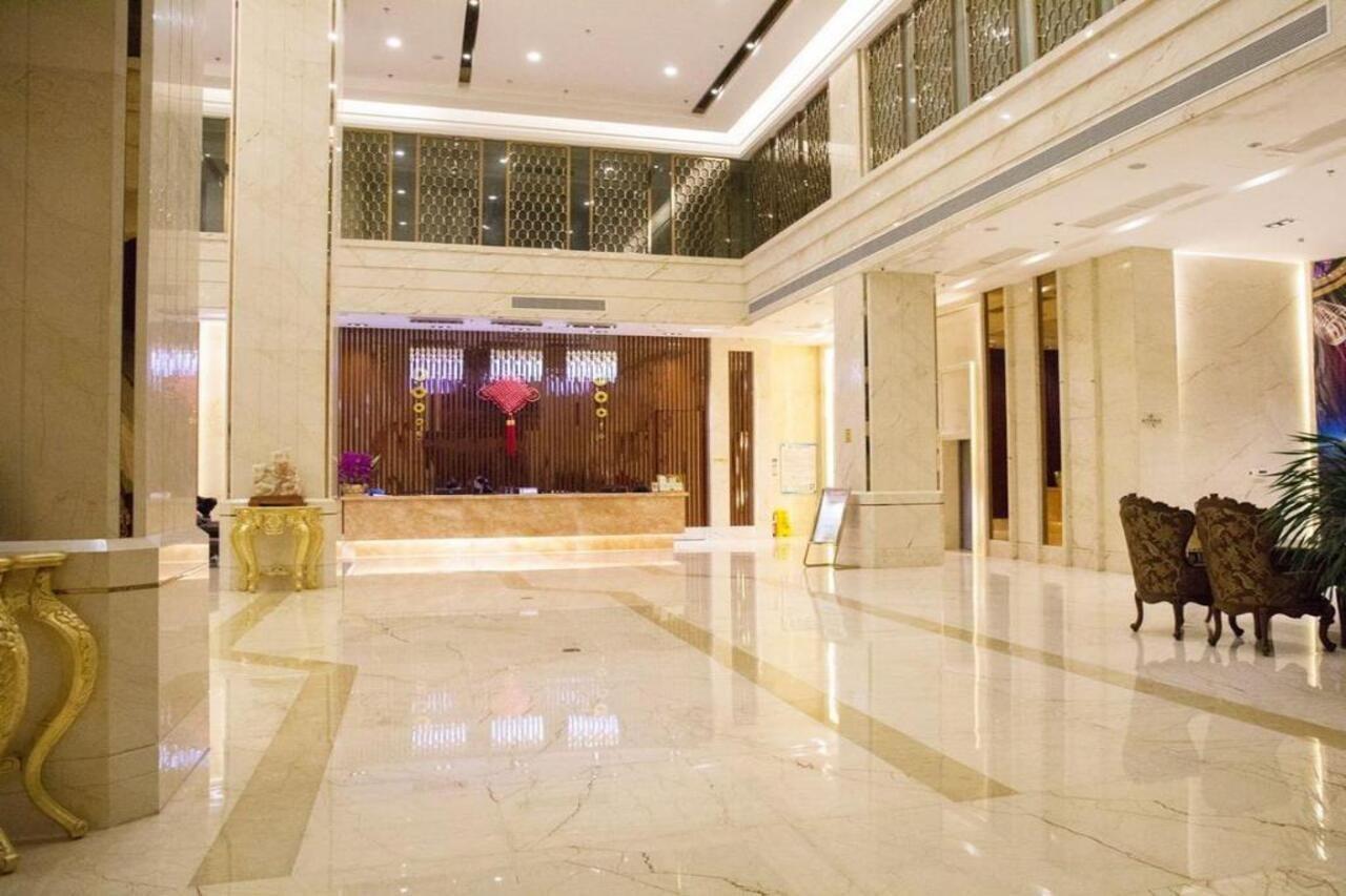 Auspicious Hotel Zhuhai Bagian luar foto
